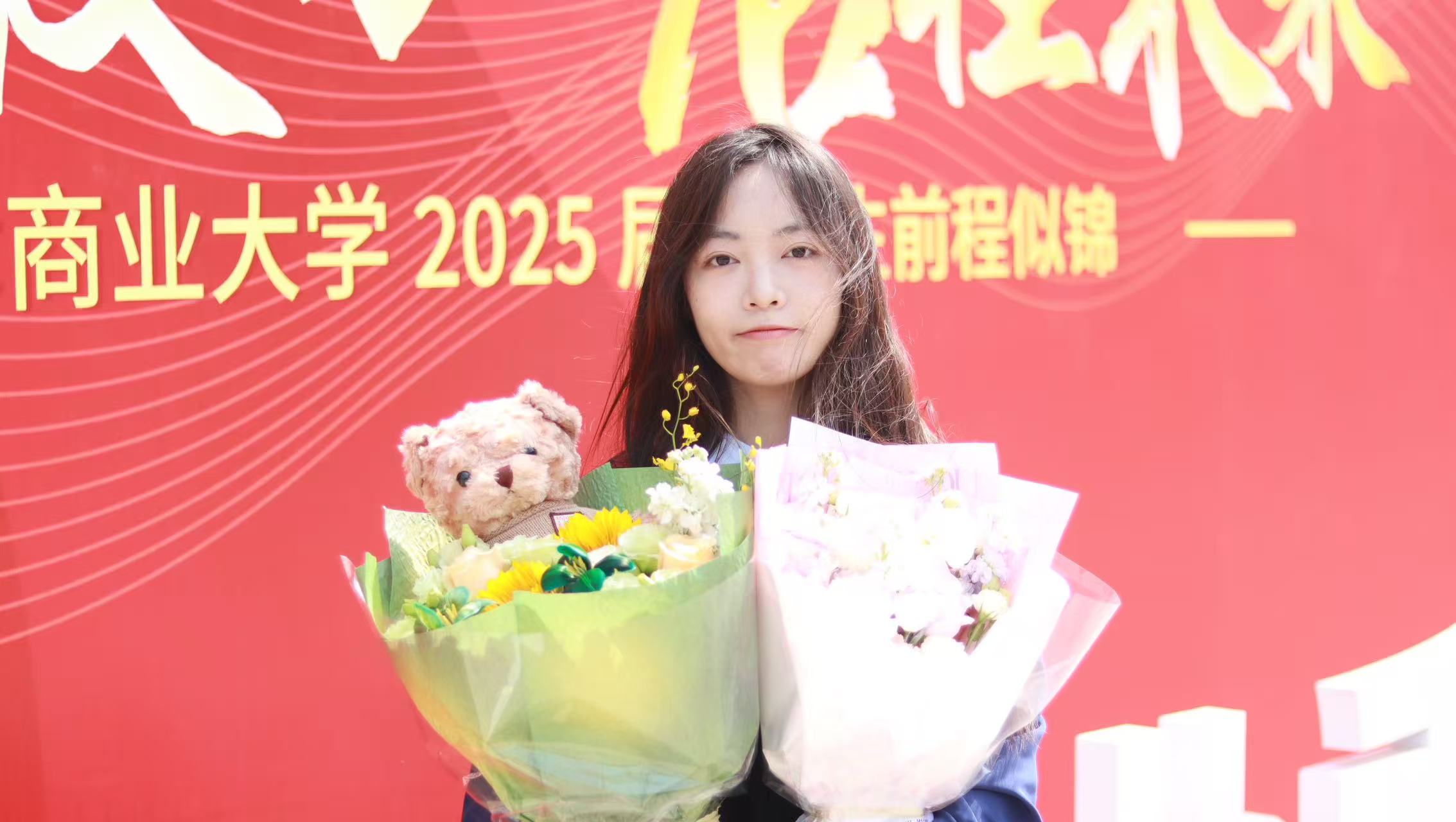 【天商好学生】书奋斗华章，展青春风采——记德赢官网天津市青马工程培训班学员王昱麒